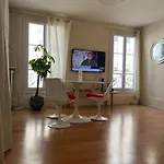 Amazing 1 Bedroom, 30sec From Arc De Triomphe Appartement