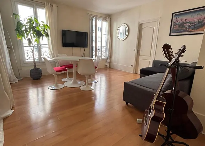 Amazing 1 Bedroom, 30sec From Arc De Triomphe Paris