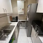 アパート Amazing 1 Bedroom, 30sec From Arc De Triomphe パリ