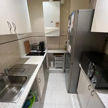 Апартаменты Amazing 1 Bedroom, 30sec From Arc De Triomphe Париж