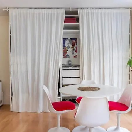 Апартаменты Amazing 1 Bedroom, 30sec From Arc De Triomphe Париж