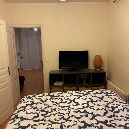 Amazing 1 Bedroom, 30sec From Arc De Triomphe Апартаменты *