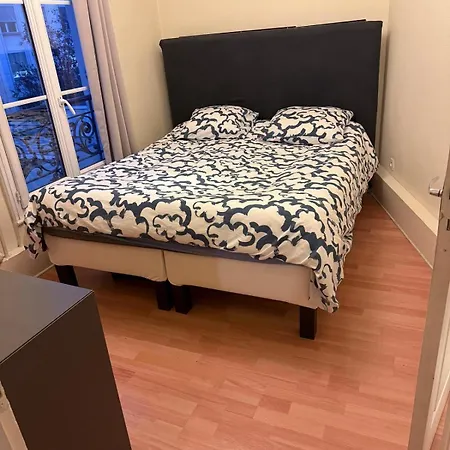 Amazing 1 Bedroom, 30sec From Arc De Triomphe