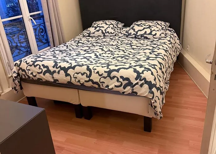 Amazing 1 Bedroom, 30sec From Arc De Triomphe