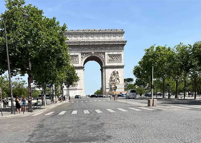 Amazing 1 Bedroom, 30sec From Arc De Triomphe * Paříž
